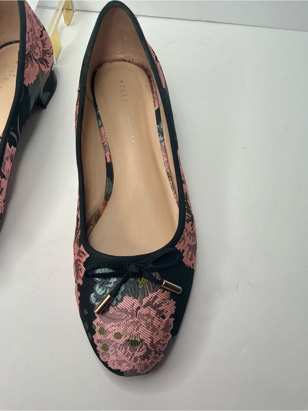 Kelly & Katie Floral Embroidered Ballet Flats Black Pink Jacquard 9.5 - Picture 4 of 5